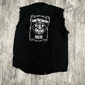 Larry the cable Guy sleeveless shirt